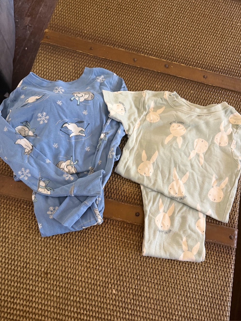 Old Navy & Carter’s Size 6 Pajama Sets